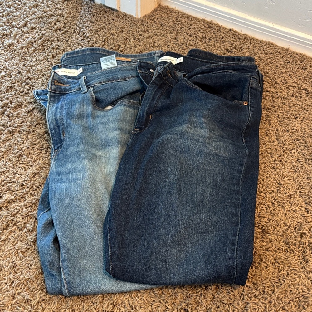 Levi's Signature Denim Jeans - Light and Dark Blue